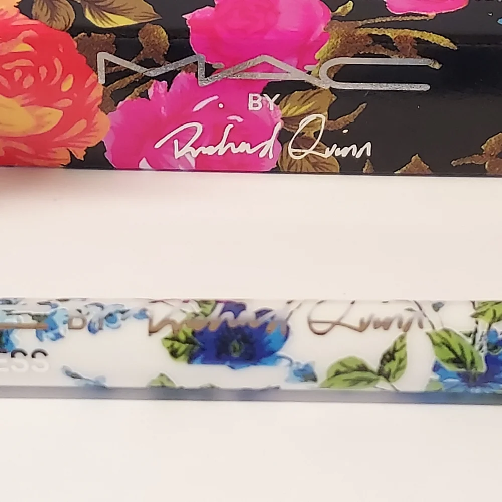 MAC X Richard Quinn Color Excess Gel Pencil Eyeliner *LAV IT* / .01 oz / NIB